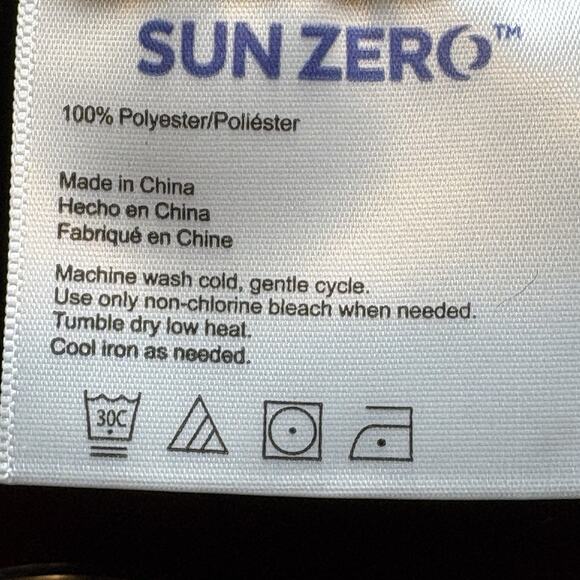 Sun Zero Window Curtains 40” x 108” LONG Burgundy Black Out Panel EUC - Picture 3 of 7